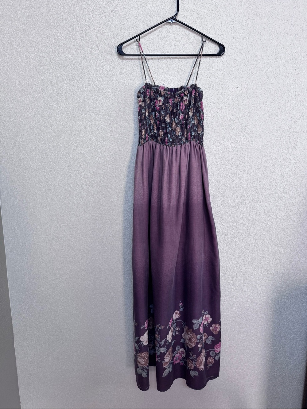 Vintage Smocked Floral Spaghetti Strap Maxi Dress Women’s S Ombré Boho